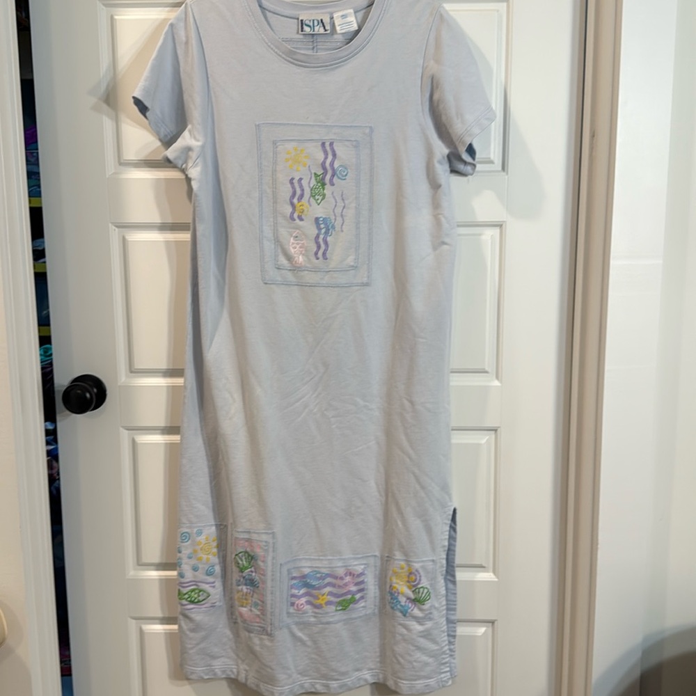DELICATES SPA Short Sleeve Nightgown Small